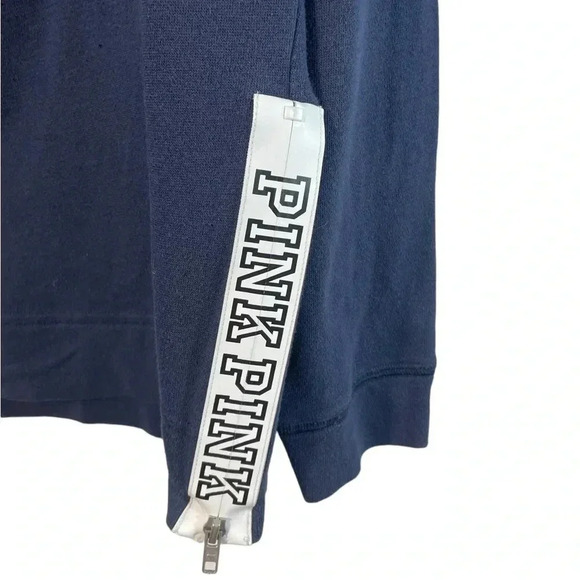 PINK With 5th & Ocean “T” Blue  Sweatshirt Size Small - Picture 3 of 7